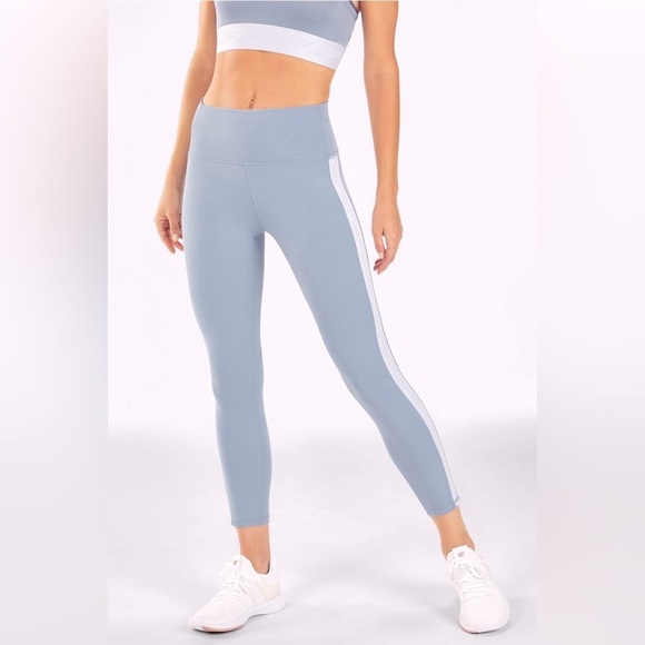 Fabletics Define PowerHold High-Waisted 7/8 Legging Blue Plus Size 2X - Picture 1 of 6